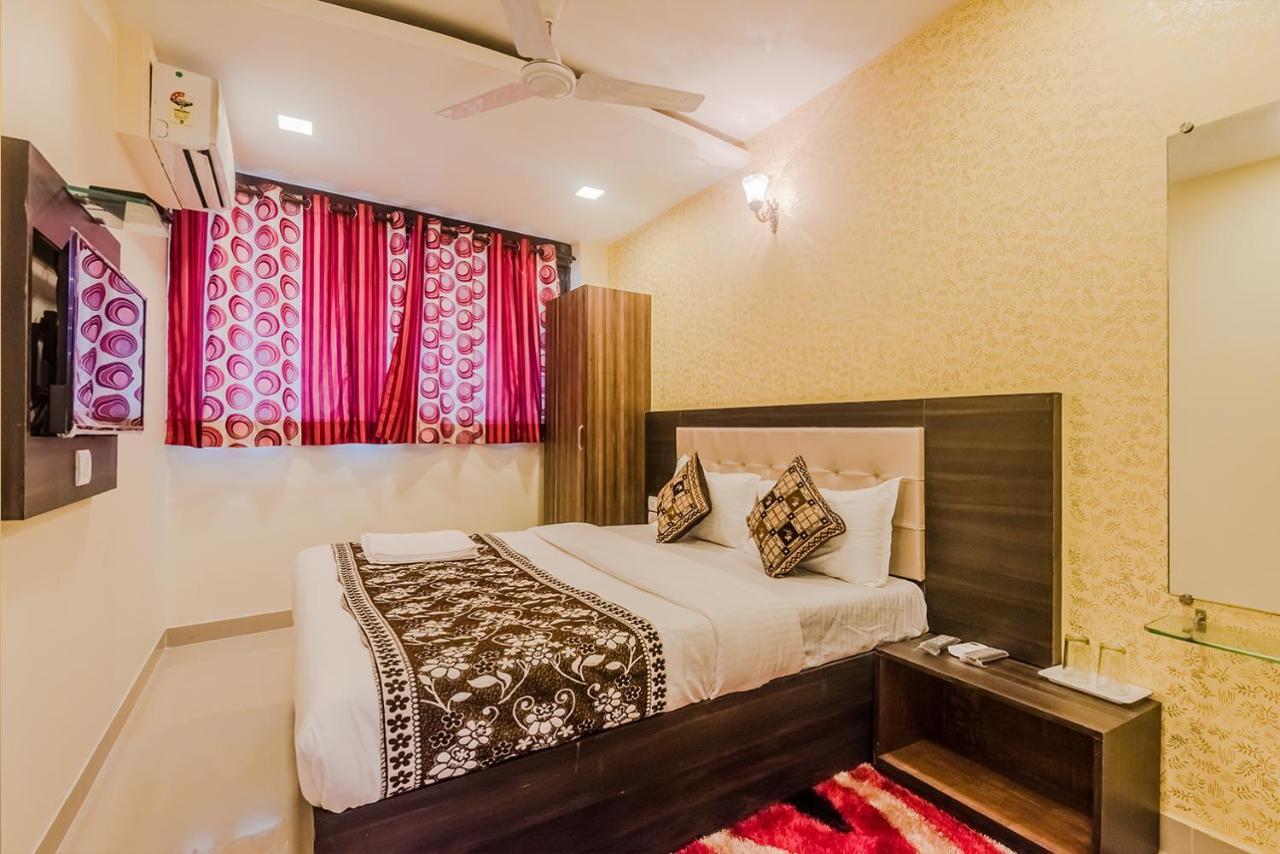 Hotel Golden Galaxy Mumbai Dış mekan fotoğraf