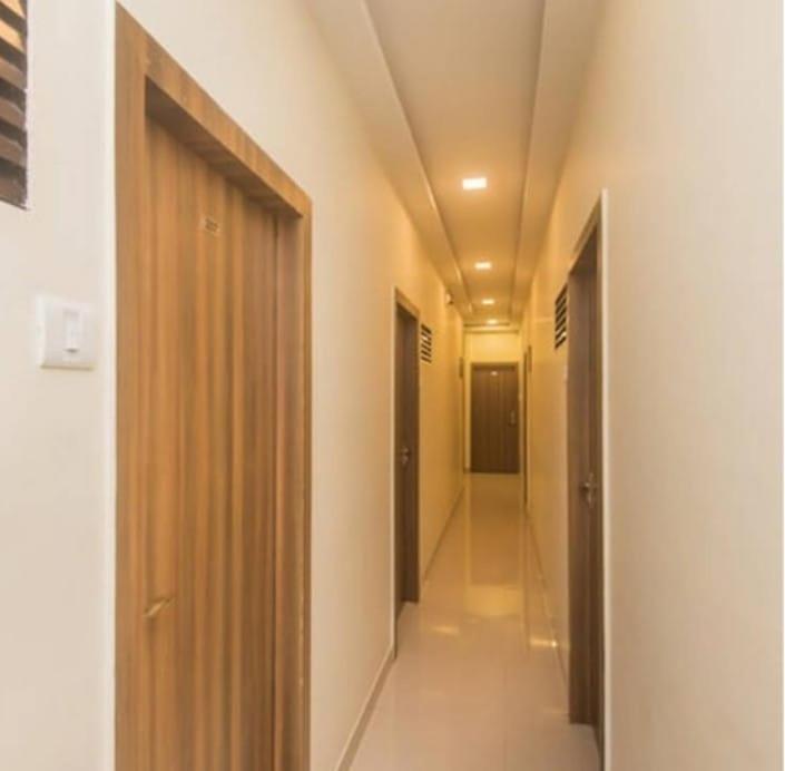 Hotel Golden Galaxy Mumbai Dış mekan fotoğraf